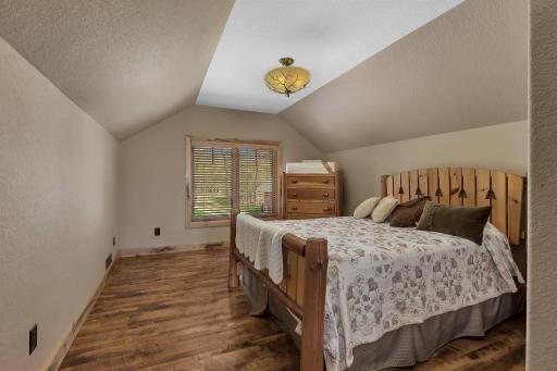 8135 N Shore Drive, Spicer, MN 56288