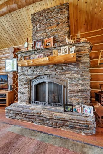8135 N Shore Drive, Spicer, MN 56288