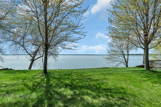 8135 N Shore Drive, Spicer, MN 56288