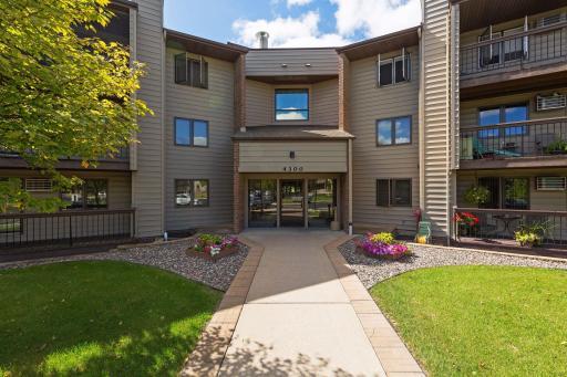 4300 Trenton Lane N, 219, Plymouth, MN 55442
