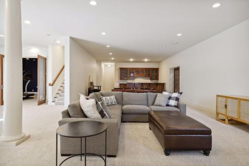7012 Kerry Road, Edina, MN 55439