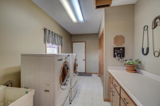 11222 Dale Road, Woodbury, MN 55129