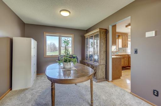11222 Dale Road, Woodbury, MN 55129