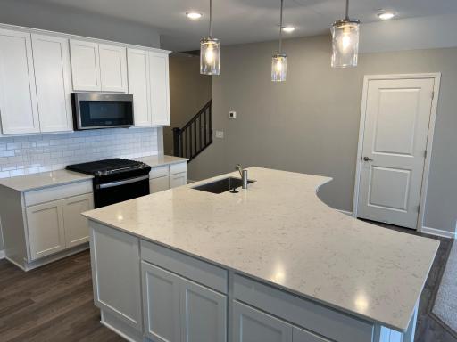 9725 4th North Street, Lake Elmo, MN 55129