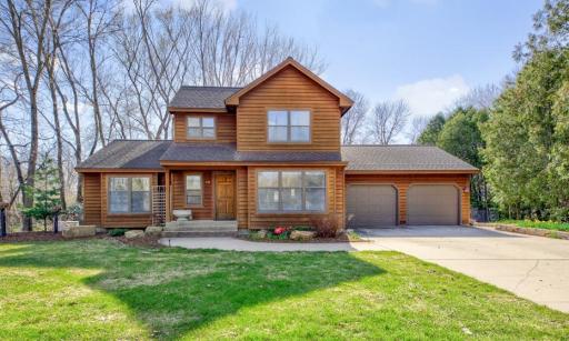 630 Woodglen Place NE, Owatonna, MN 55060