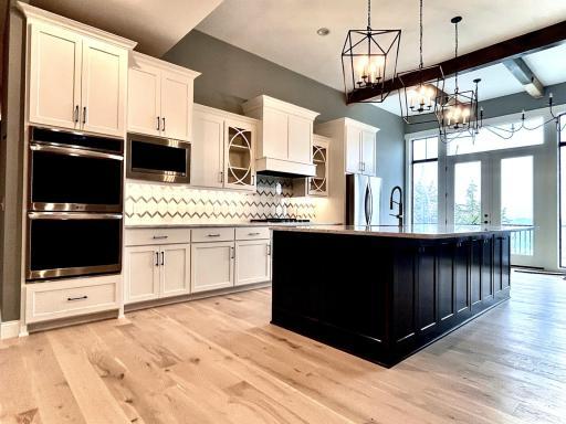 19807 Henning Avenue, Lakeville, MN 55044