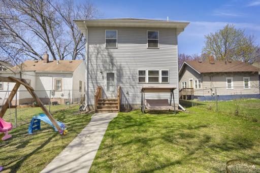 Easy access to the back yard