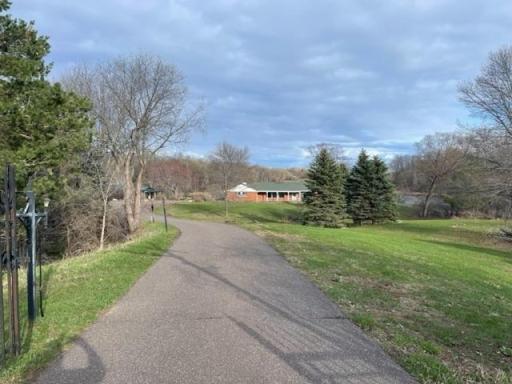 5193 Keats Avenue N, Lake Elmo, MN 55042