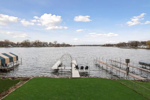 2032 Arbor Lane, Mound, MN 55364