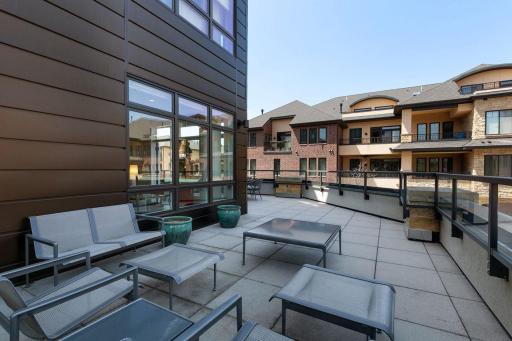 875 Lake Street N, 201, Wayzata, MN 55391
