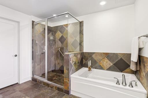 100 3rd Avenue S, 1401, Minneapolis, MN 55401