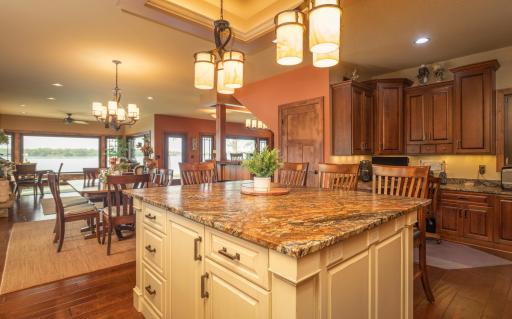 914 Bay Lane NE, Alexandria, MN 56308
