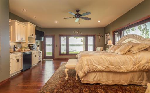 914 Bay Lane NE, Alexandria, MN 56308