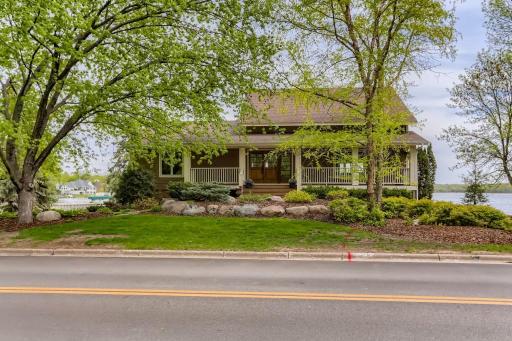 6621 Minnewashta Parkway, Excelsior, MN 55331