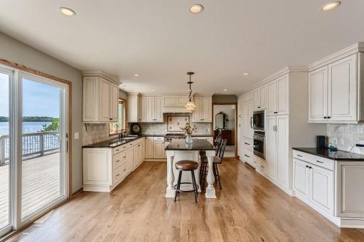 6621 Minnewashta Parkway, Excelsior, MN 55331