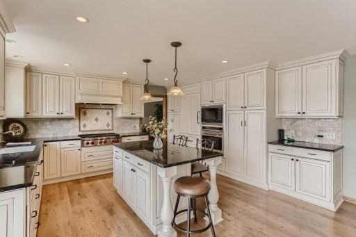 6621 Minnewashta Parkway, Excelsior, MN 55331