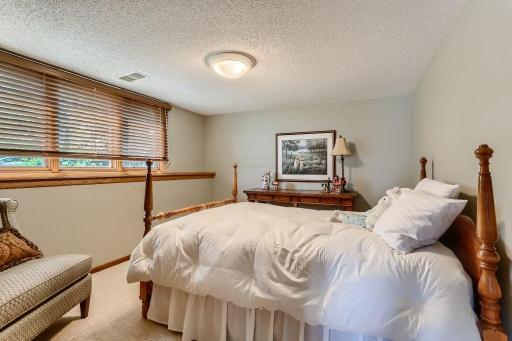 6621 Minnewashta Parkway, Excelsior, MN 55331