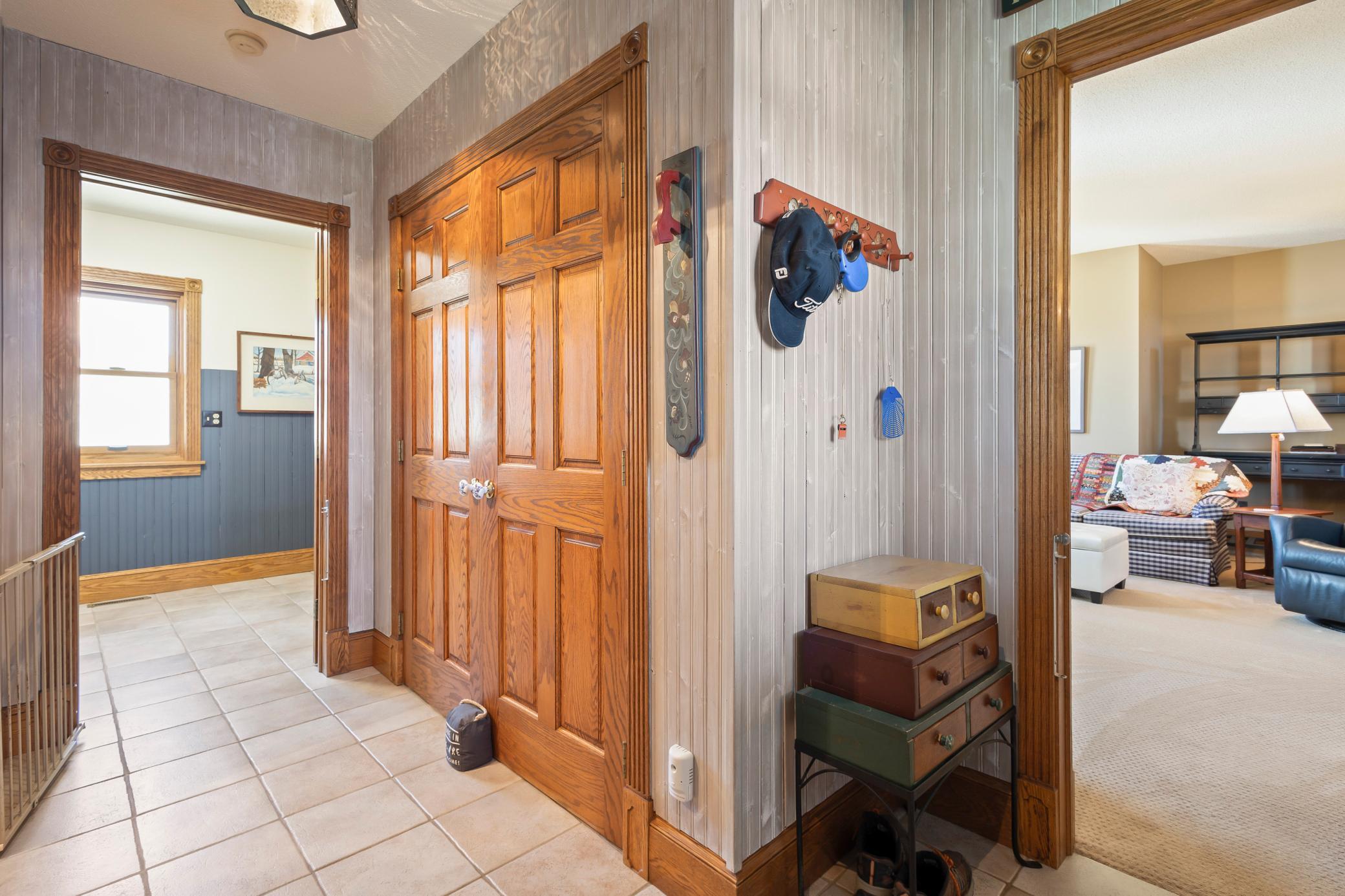 Foyer Entry Area.jpg