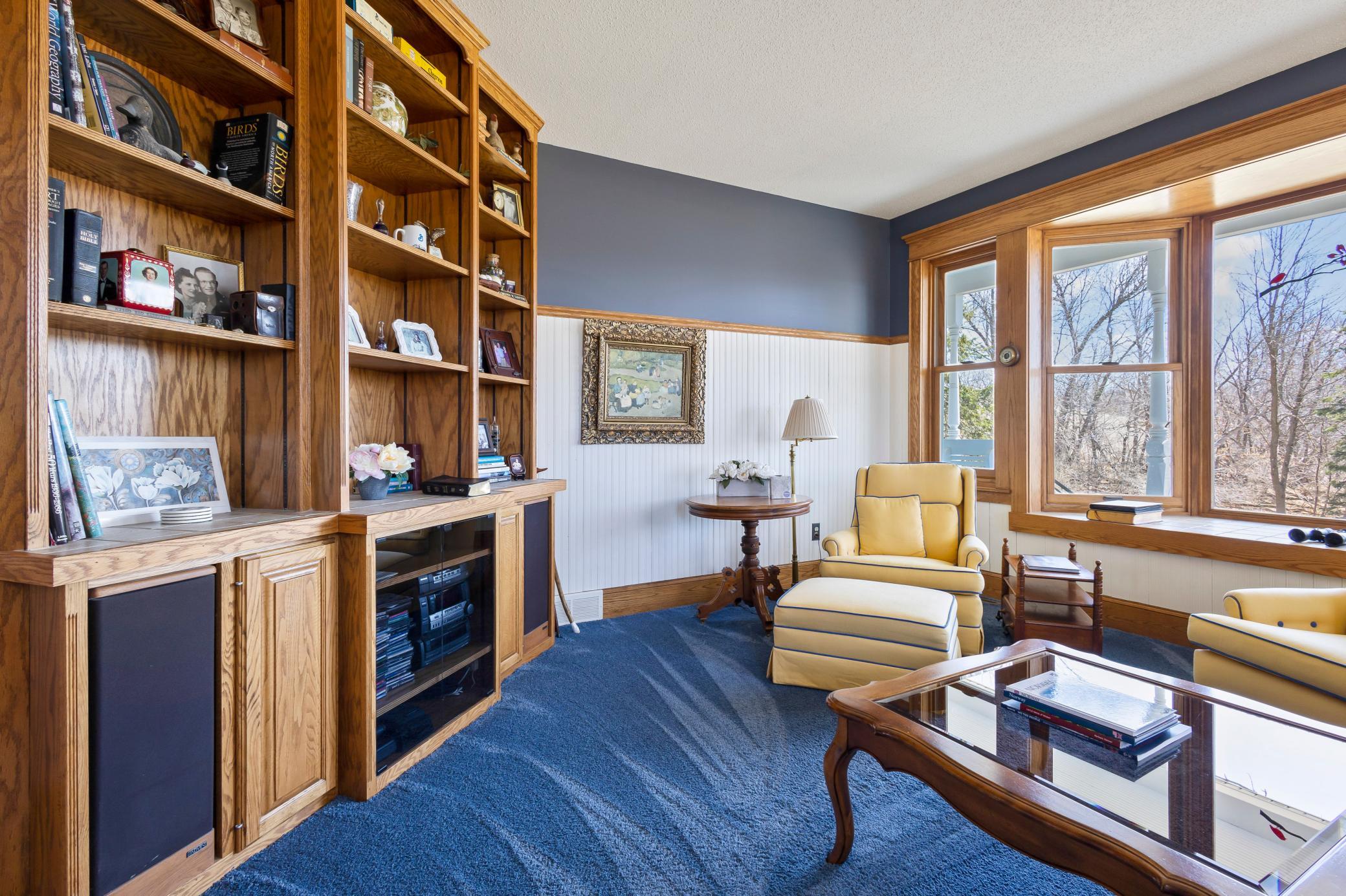 Living Room.jpg