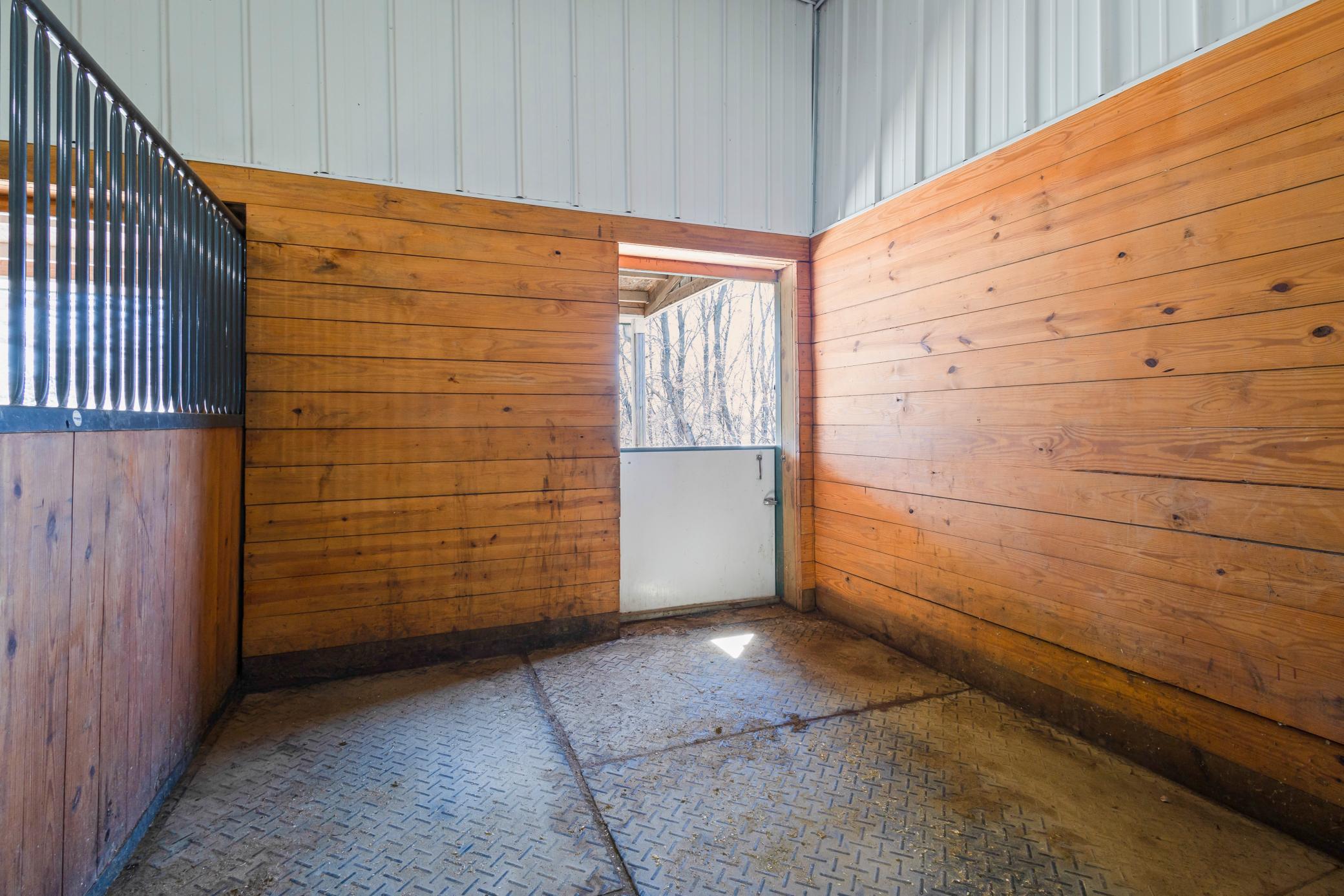 Five 10 X 12 Stalls.jpg