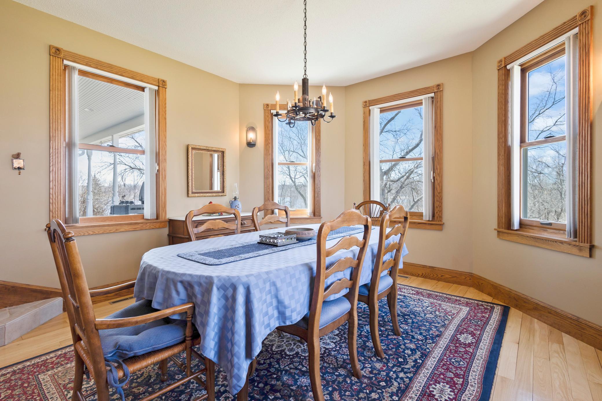 Dining Room.jpg