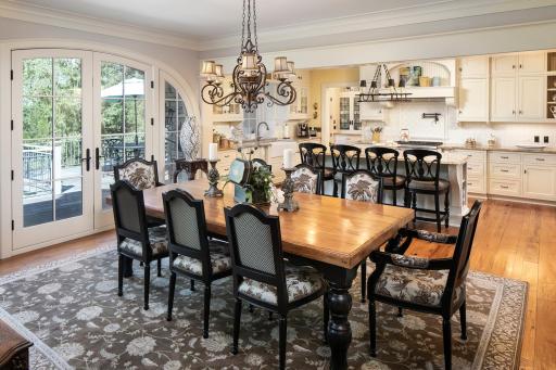 525 Harrington Road, Wayzata, MN 55391