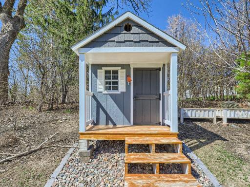 18500 9th Avenue N, Plymouth, MN 55447