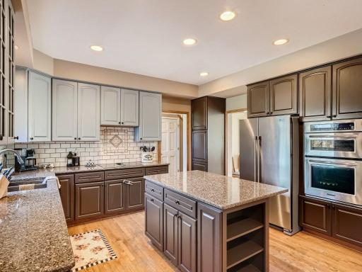 1392 Medina Road, Long Lake, MN 55356