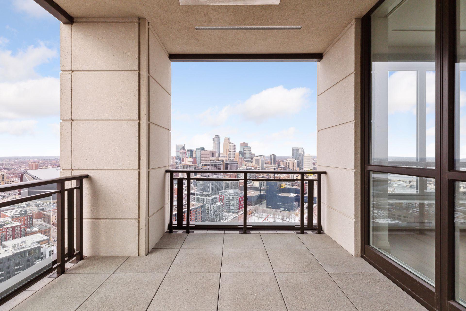 Photo is of model unit, fit and finishes will vary for the subject property. Reach out to sales team for further details.