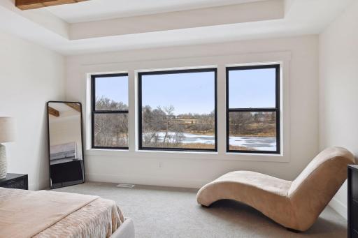 9335 Eagle Ridge Road, Chanhassen, MN 55317