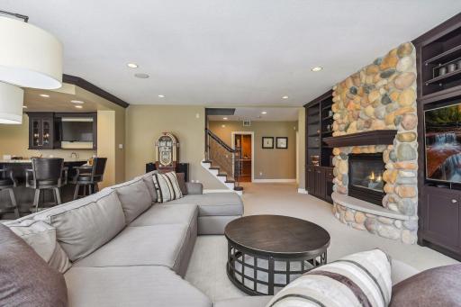 Wonderful for family, friends and entertaining