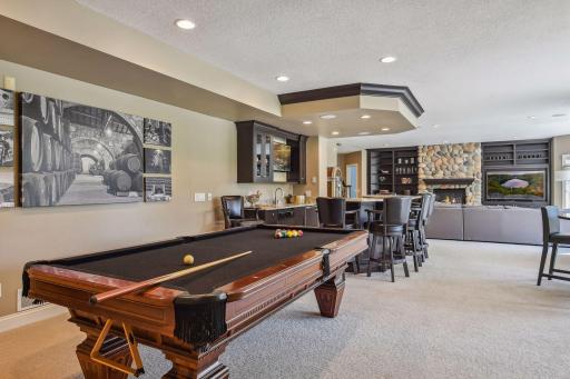 18590 Bearpath Trail, Eden Prairie, MN 55347
