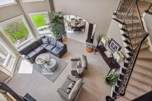 Note the windows to the golf course in the main level family room