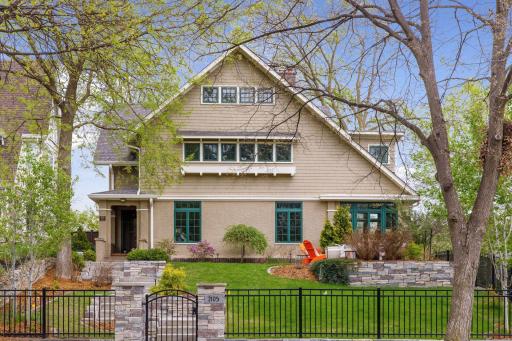 2105 Irving Avenue S, 5, Minneapolis, MN 55405