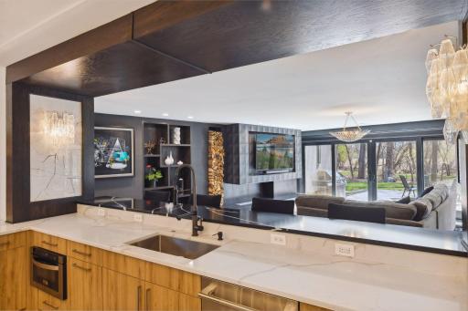45 Clay Cliffe Drive, Excelsior, MN 55331