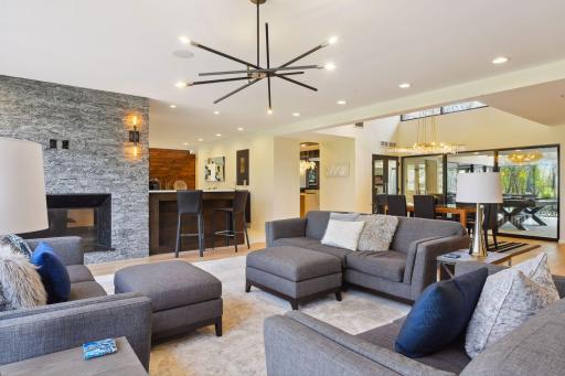 45 Clay Cliffe Drive, Excelsior, MN 55331