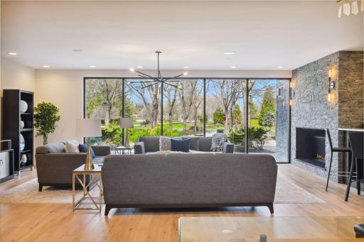 45 Clay Cliffe Drive, Excelsior, MN 55331