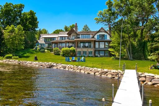 2303 Huntington Point Road E, Wayzata, MN 55391