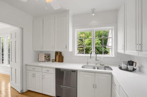 3418 W Bde Maka Ska Parkway, Minneapolis, MN 55416