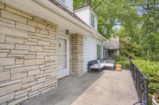 3418 W Bde Maka Ska Parkway, Minneapolis, MN 55416