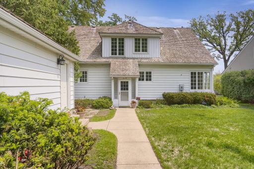 3418 W Bde Maka Ska Parkway, Minneapolis, MN 55416