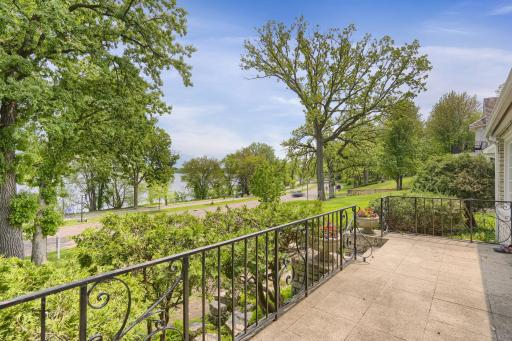 3418 W Bde Maka Ska Parkway, Minneapolis, MN 55416