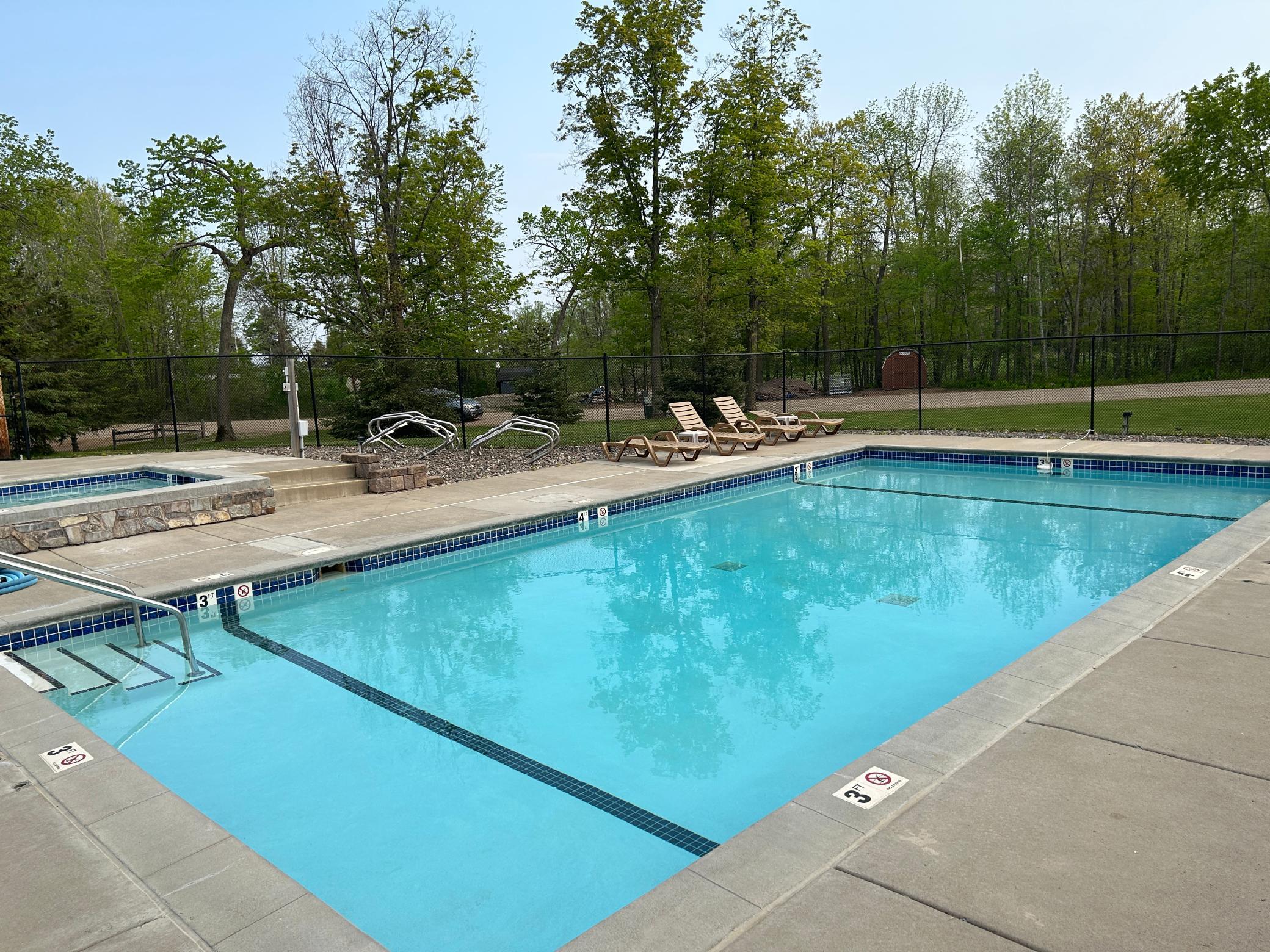 Sherwood Forest amenities include swimming pool!