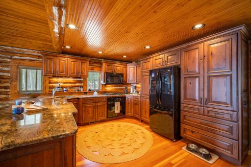 12329 Whitefish Avenue, Crosslake, MN 56442