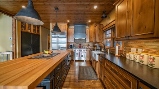 12275 Whitefish Avenue, Crosslake, MN 56442