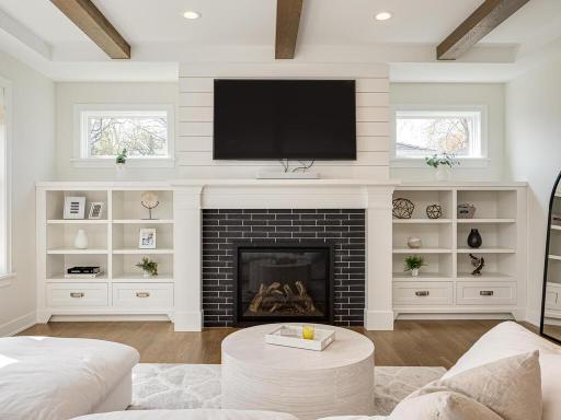 6109 Oaklawn Avenue, Edina, MN 55424