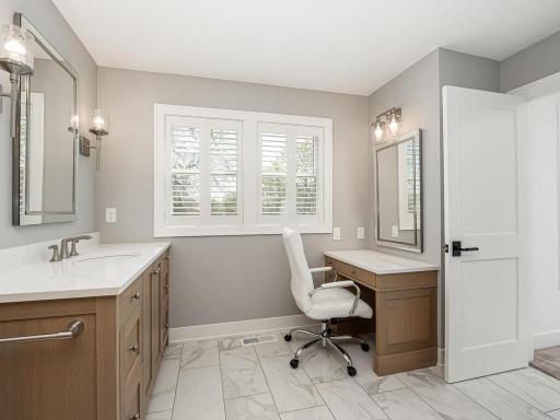 6109 Oaklawn Avenue, Edina, MN 55424