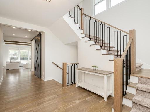 6109 Oaklawn Avenue, Edina, MN 55424