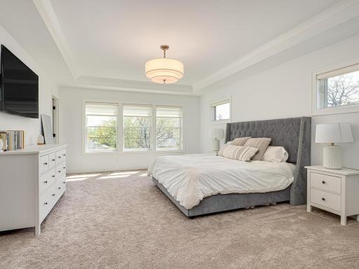 6109 Oaklawn Avenue, Edina, MN 55424
