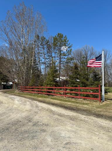 6527 Highway 11, International Falls, MN 56649